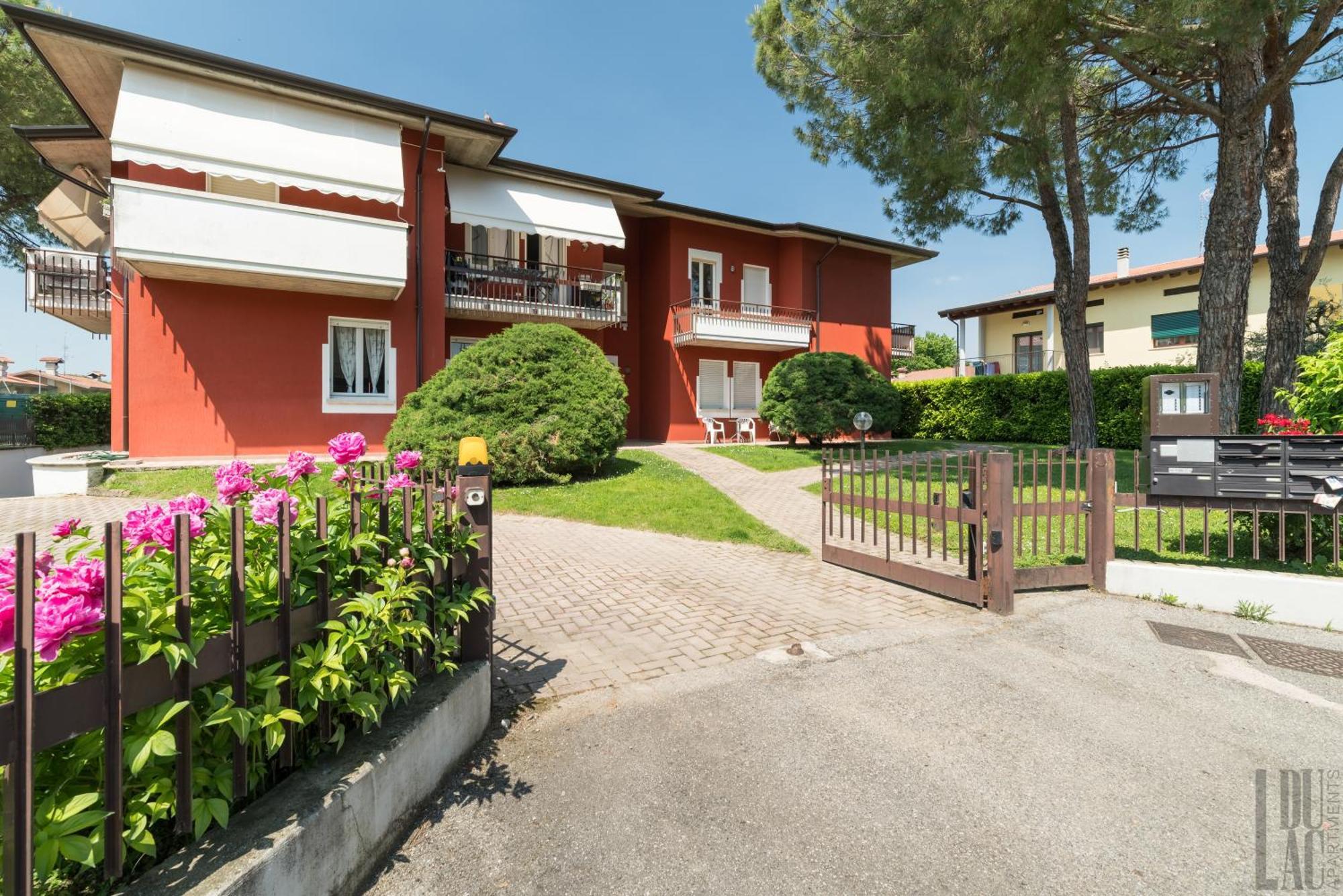 Belle Maison - Du Lac Apartments Sirmione Luaran gambar